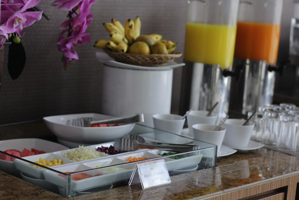 Asoka Luxury Hotel Bandar Lampung Exterior photo